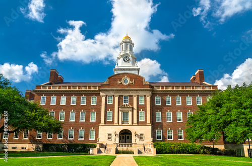 Fondren Science Building housing Physics and Chemistry Departments at Southern Methodist University in Dallas, Texas