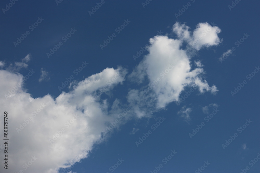 Fototapeta premium summer blue sky cloud gradient light white background.