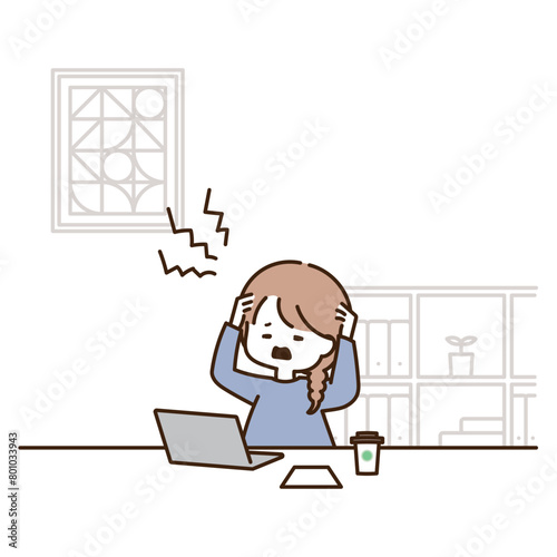 自宅でのパソコン作業がうまくいかなくて頭を抱える若い女性