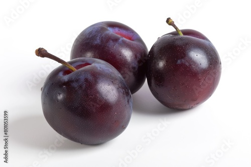 Fresh Organic European Damson Plums: Ripe Purple Quetsche Fruit 