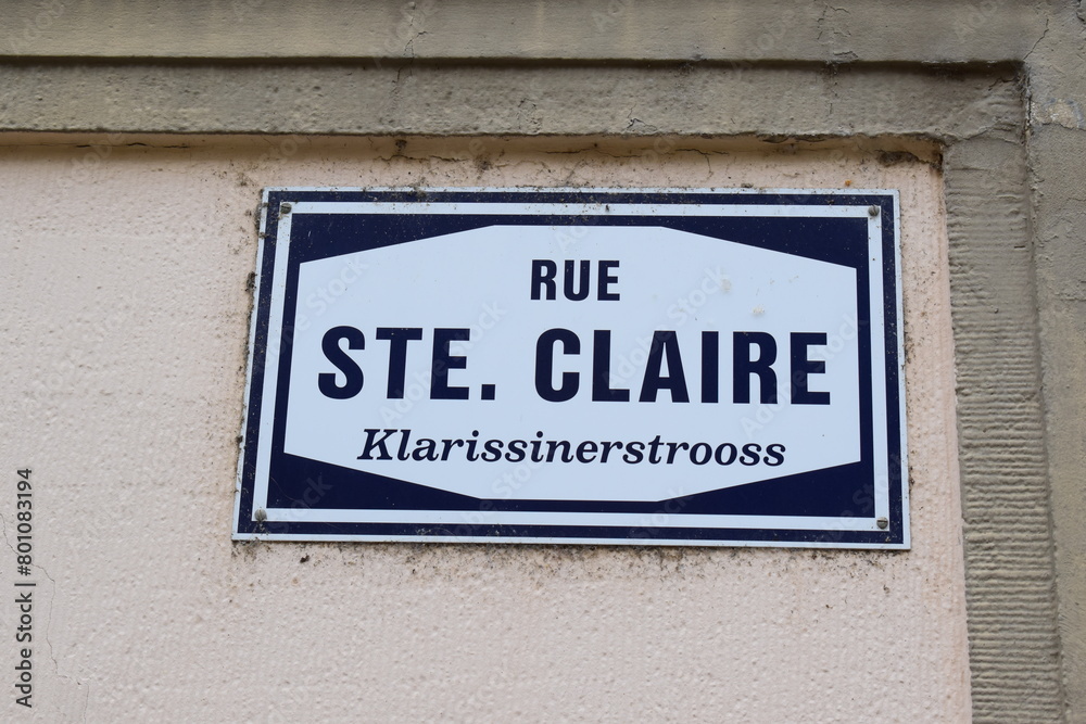 street name sign: Rue Ste. Claire