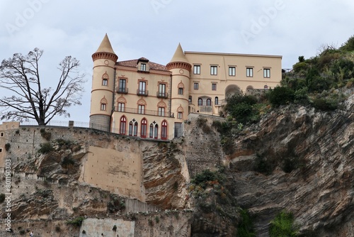 Obraz na płótnie Maiori - Castello Mezzacapo o Castello Miramare w salonie