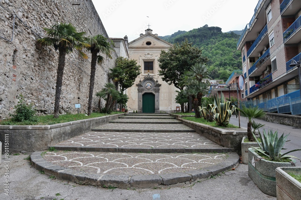Maiori - Chiesa di San Domenico dalla scalinata di accesso