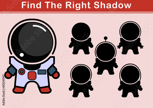 find the right shadow of astronaut
