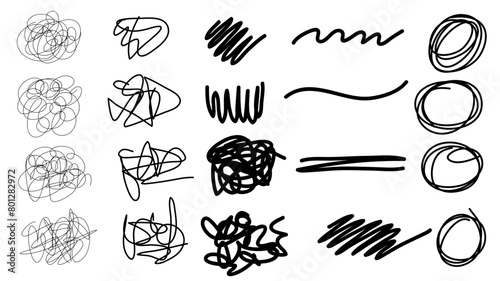 Ensemble de gribouillages, hachures, lignes et cercles