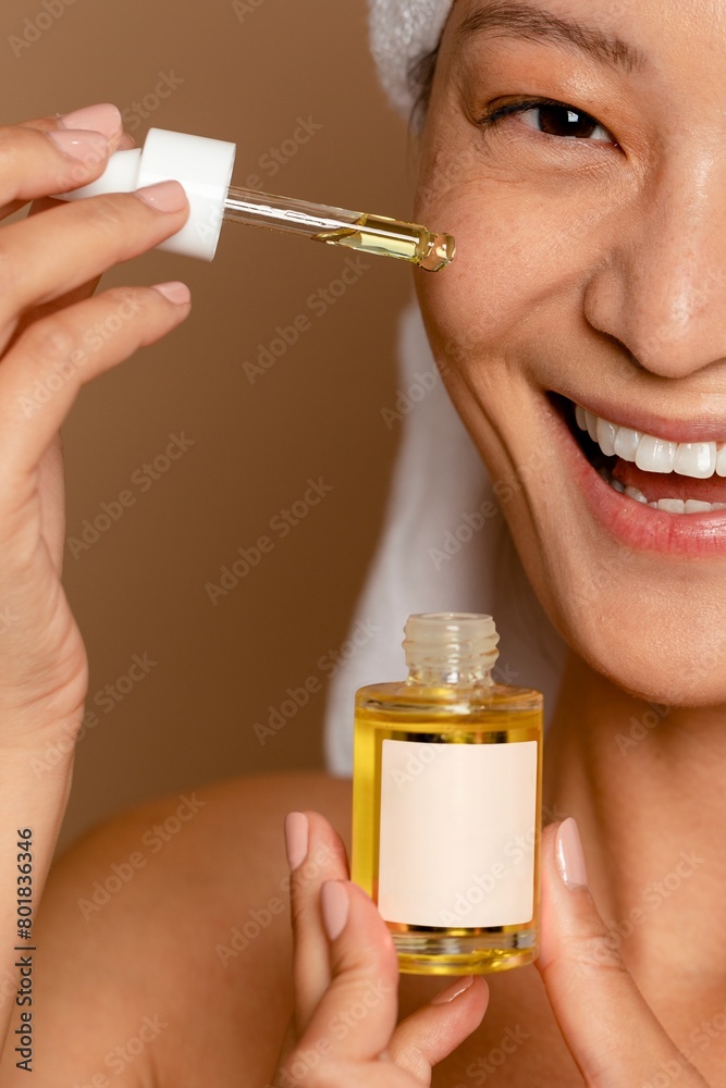 Fototapeta premium CBD serum natural skincare, beauty product