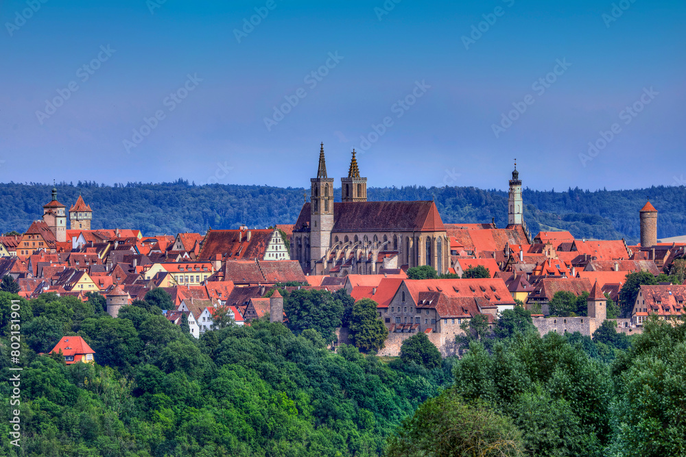 Blick auf Rothenburg ob der Tauber an der Romantische Straße in Franken, Bayern, Deutschland, Europa. 