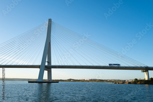 Puente internacional entre España y Portugal