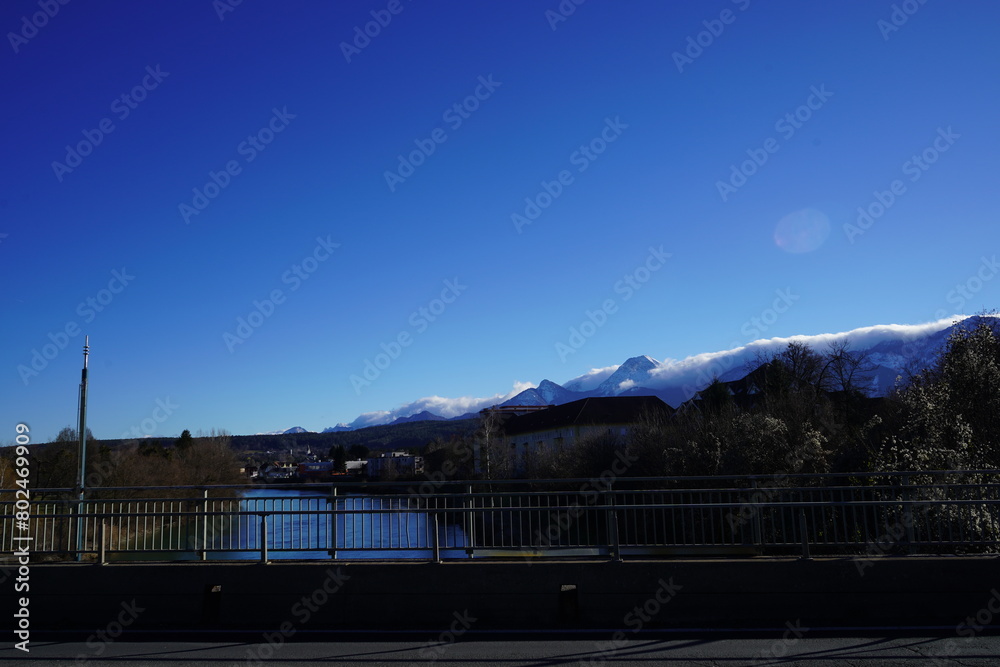 Obraz premium lake in the mountains