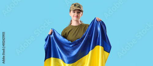 Young female soldier with f...