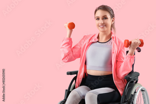 Sporty young woman in wheel...