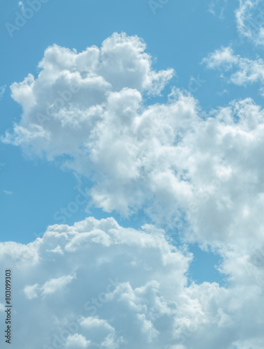 Beautifull light blue sky with dreamy clouds