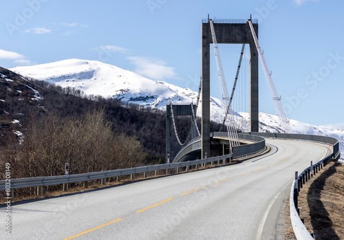 Obraz na płótnie bridge above Kjellingstraumen in Nordland district, Norway w salonie