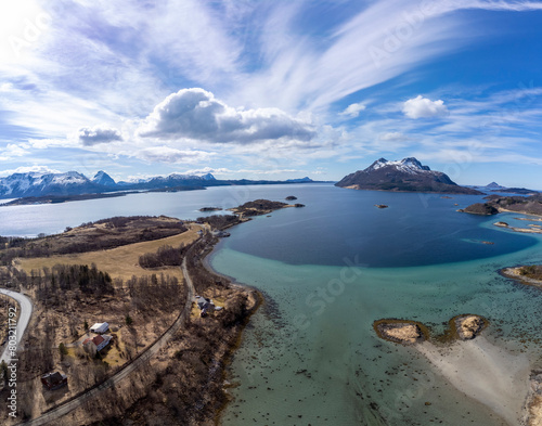 Obraz na płótnie Drone shot over the islands of Storoya, Hestoya, Amnoya and Gronnoya in Nordland county, Norwa w salonie