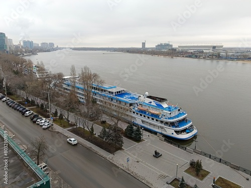  The cruise ship is moored. The city embankment.