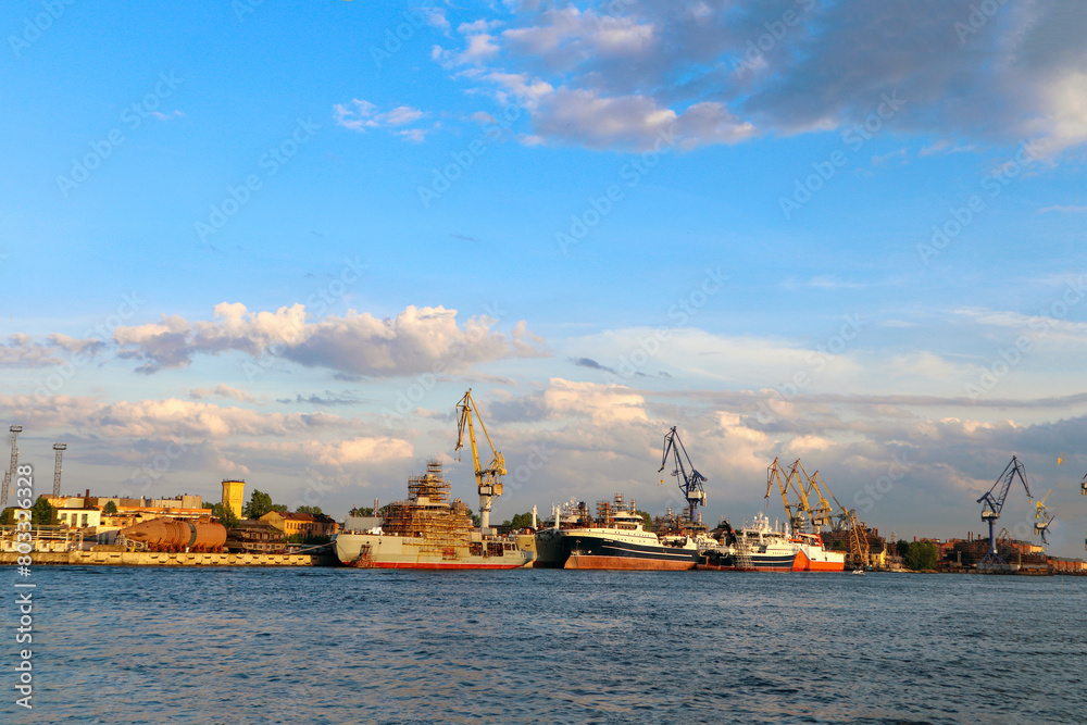 Sea holiday, St. Petersburg, embankment, sailing ships.