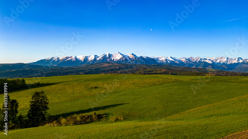 Obraz na płótnie Tatry Zielone Pola Wiosna w salonie