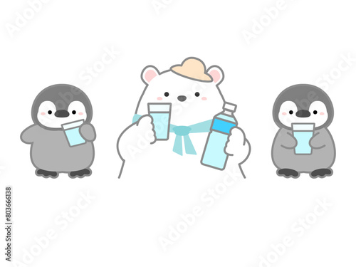 熱中症の予防や対策に関するベクターイラスト、水盆補給するシロクマとペンギンのセット
