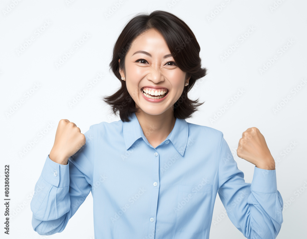 주먹을 쥔 여자 주먹을 쥔 여자