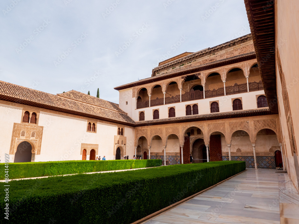 Obraz premium Cour des Myrtes au Palais des Nasrides, Alhambra, Grenade