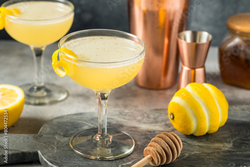 Refreshing Cold Lemon Bees Knees Cocktail