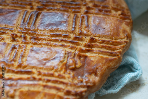 ブロワイエ・デュ・ポワトゥー。ポワトゥー・シャラント地方で作られる、フランスの郷土菓子のクローズアップ。