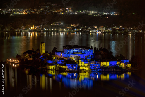 Luci di Natale ad Orta