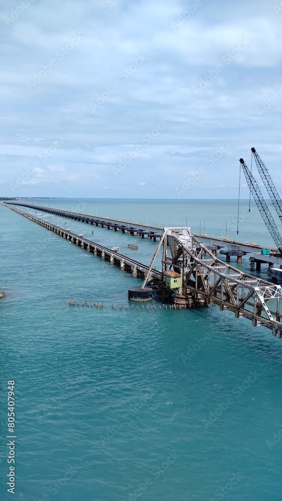 Fototapeta premium bridge over the sea