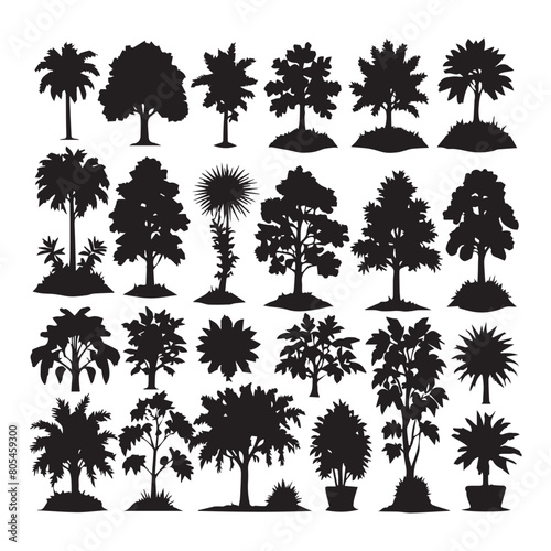 Detailed tree silhouettes - Illustration