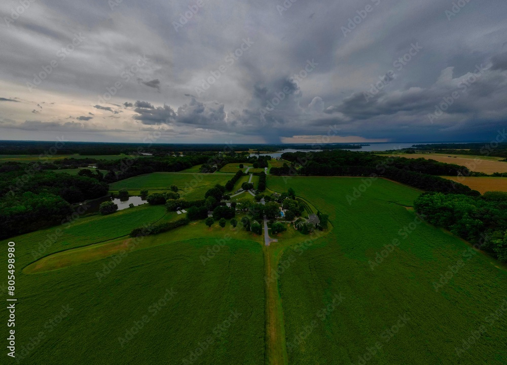 Obraz premium Maryland Farmstead Before Storm, Chesapeake Bay Rural Landscape Aerial