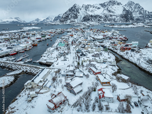 Henningsvaer photo