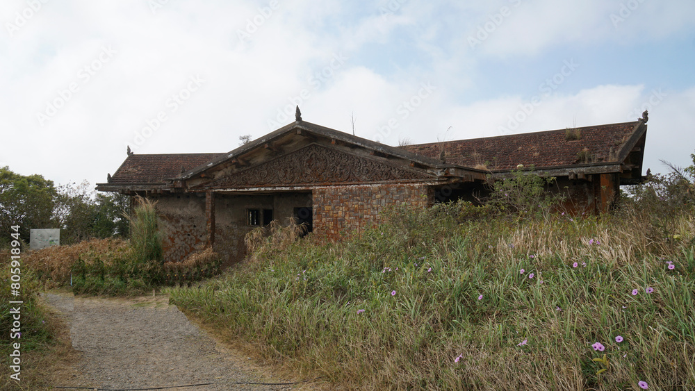 old buildings in bokor hill