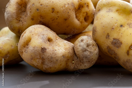 Ratte potato, La Ratte, La Reine Ratte du Touquet, or Asparges small potato with unique nutty flavor and smooth, buttery texture.