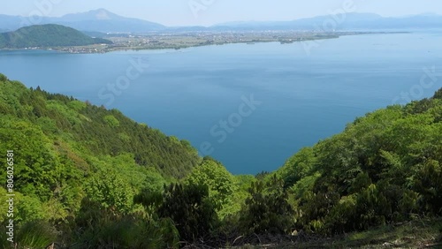 滋賀県長浜市の奥琵琶湖パークウェイつづら尾崎展望台から見える初夏の琵琶湖
