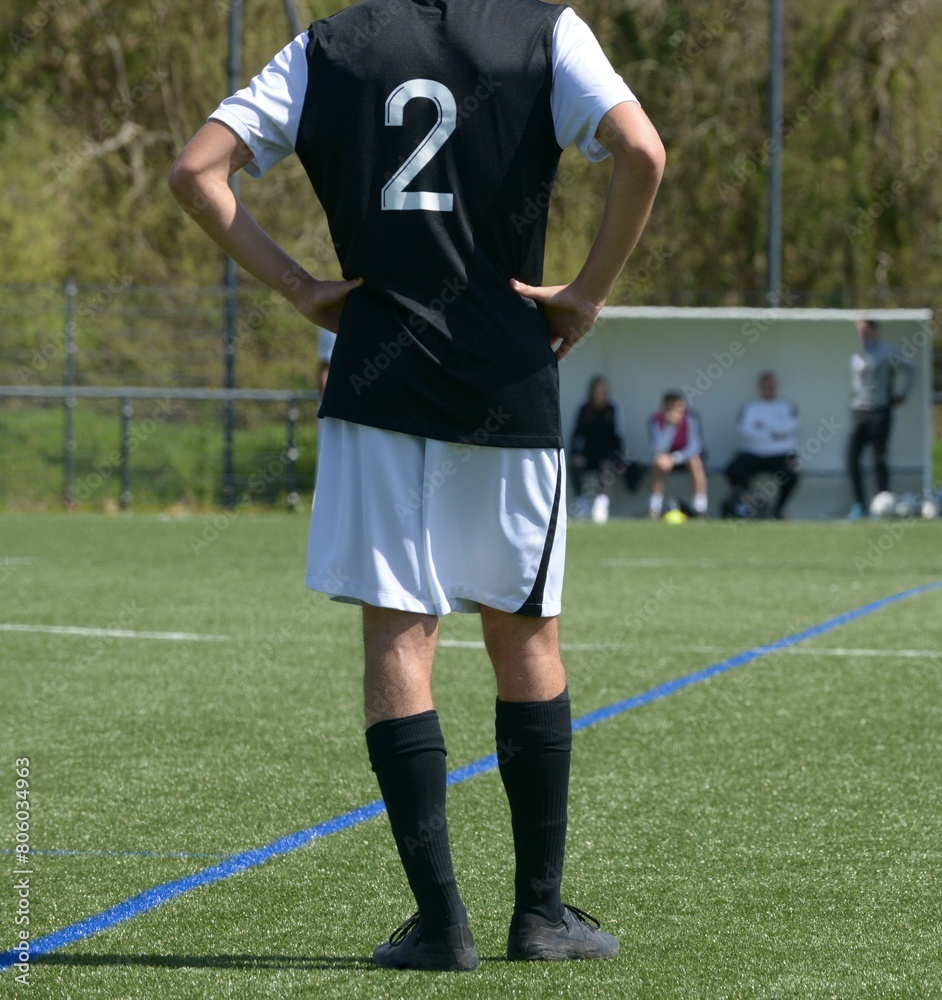 Le joueur de football en attente Le joueur de football en attente