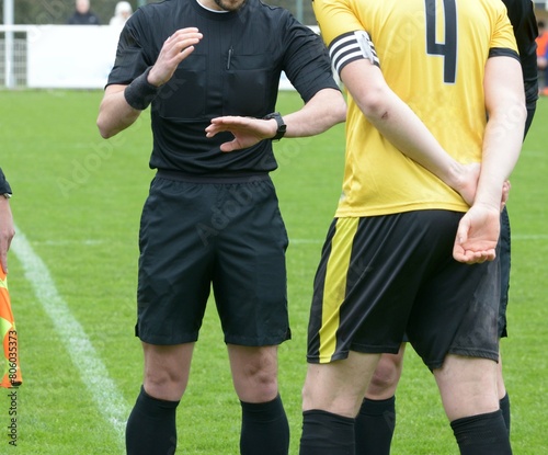 le corps arbitral au football	 photo