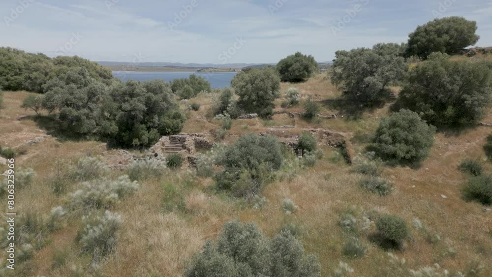 (vista dron) Asentamiento romano de la Ciudad antigua Lacimurga, Navalvillar de Pela, Badajoz, España. Mayo 2024. (vista dron) Asentamiento romano de la Ciudad antigua Lacimurga, Navalvillar de Pela, Badajoz, España. Mayo 2024.
