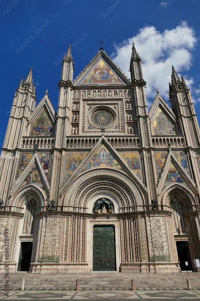 La façade de la cathédrale d’Orvieto
