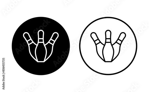 Bowling icon set. bowling ball and pin icon. bowling pins