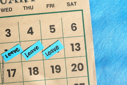 Obraz na płótnie Annual leave from office work concept. Written reminder note on calendar. w salonie