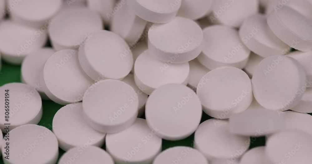 white tablets for the treatment of diseases, modern white medicinal tablets in large quantities white tablets for the treatment of diseases, modern white medicinal tablets in large quantities
