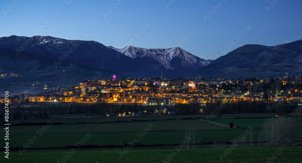 Fototapeta premium Anochecer en el Pirineo