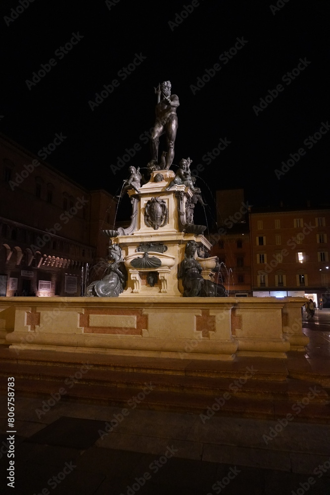 Fototapeta premium Veduta su piazza maggiore Bologna, 1 maggio