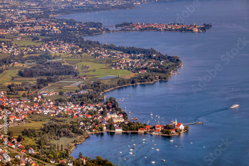 Luftaufnahme von Wasserburg und Lindau am Bodensee, Insel Lindau, Bayern, Deutschland, Europa.