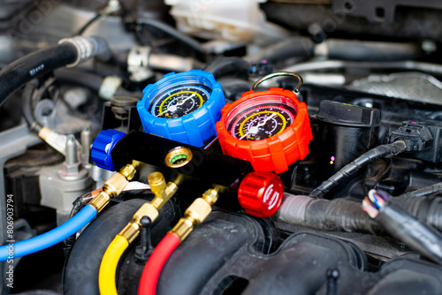 Manifold gauges for check car air condition