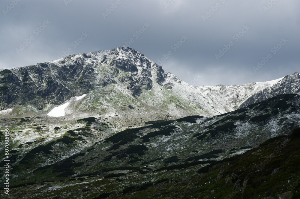 Obraz premium Trail to Szpiglasowy Wierch in the Polish Tatra Mountains.