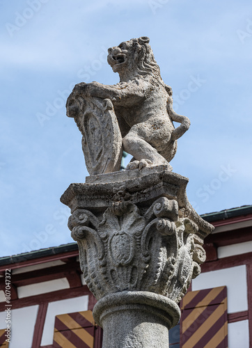 Löwenfigur im Innenhof des Schloss Kyburg, Kanton Zürich, Schweiz