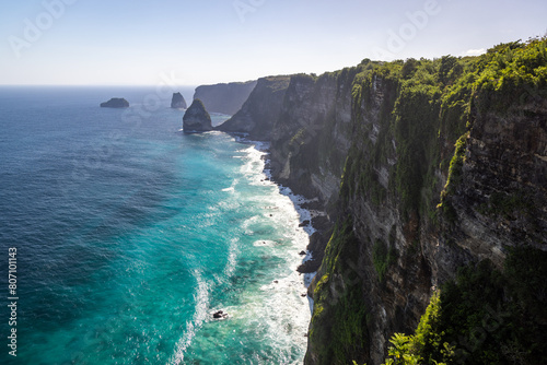 Bali Coastline with emerald blue waters and magnificent cliffs in Nusa Penida