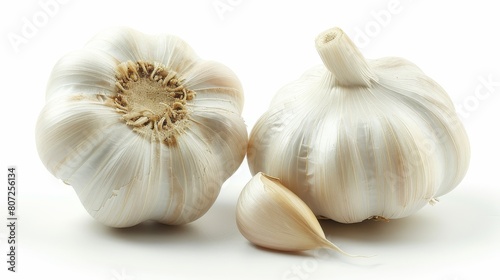 Fresh organic garlic. A healthy addition to any meal.