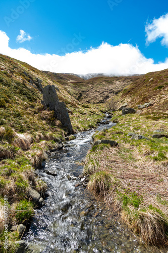 Ruscelli creati dal disgelo nel Parco del Corno alle Scale